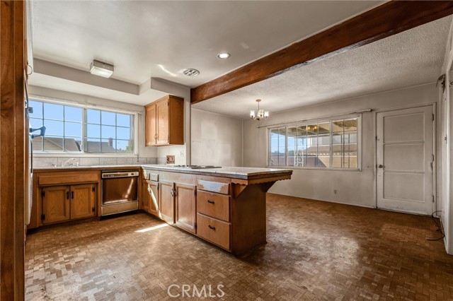 Detail Gallery Image 11 of 32 For 17123 S Orchard Ave, Gardena,  CA 90247 - 3 Beds | 2 Baths