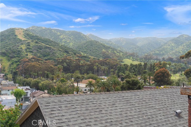 Detail Gallery Image 27 of 44 For 358 Metropole Ave, Avalon,  CA 90704 - 5 Beds | 4 Baths