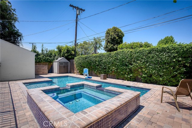 Detail Gallery Image 17 of 19 For 4637 Varna Ave, Sherman Oaks,  CA 91423 - 3 Beds | 2/1 Baths