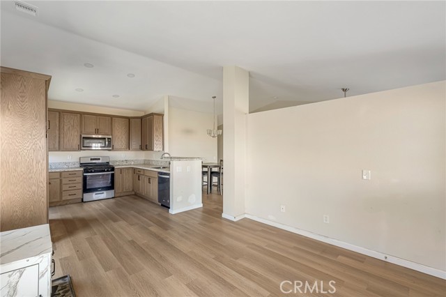 Detail Gallery Image 8 of 28 For 10878 Villa, Adelanto,  CA 92301 - 4 Beds | 2 Baths