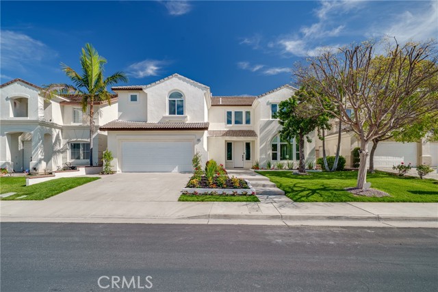 Image 1 of 44 For 1338 Golden Coast