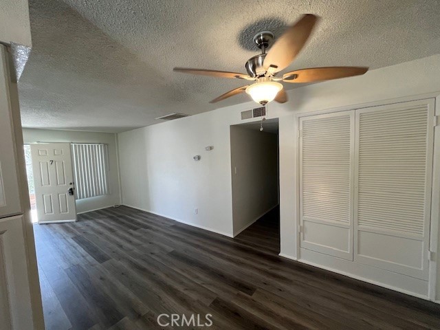 Detail Gallery Image 10 of 17 For 51049 Eisenhower #F,  La Quinta,  CA 92253 - 2 Beds | 1/1 Baths