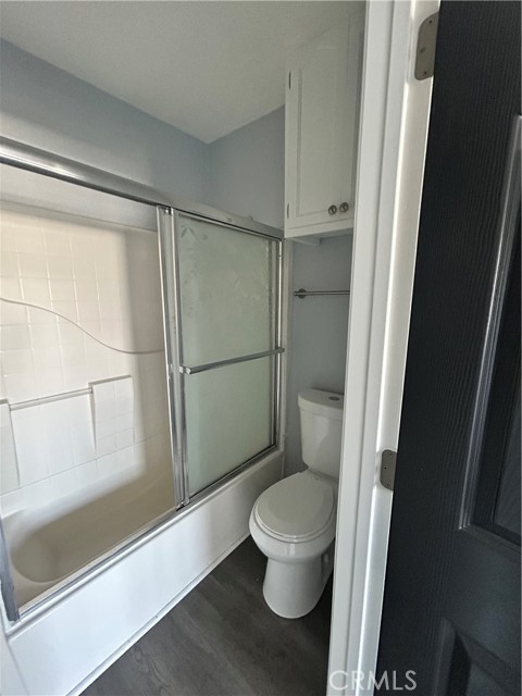Detail Gallery Image 11 of 22 For 5165 Pickford St #1/4,  Los Angeles,  CA 90019 - 3 Beds | 2 Baths