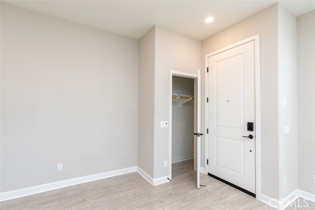 Detail Gallery Image 13 of 30 For 1095 Delpy View, Vista,  CA 92084 - 3 Beds | 2/1 Baths