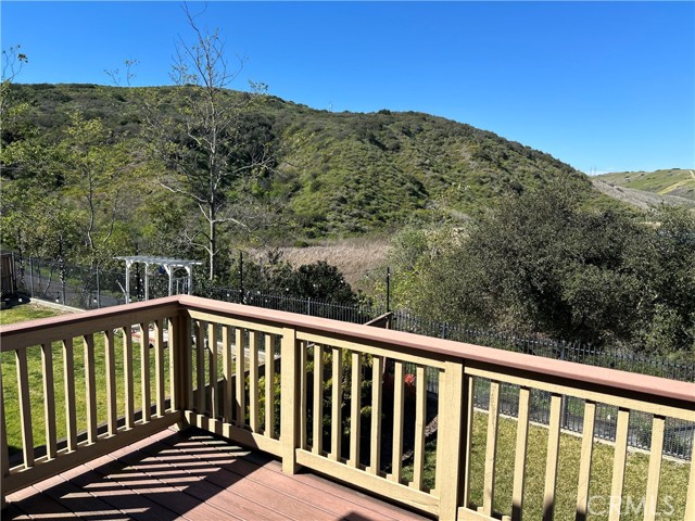 Detail Gallery Image 4 of 25 For 3186 Huula, Oceanside,  CA 92058 - 4 Beds | 2/1 Baths