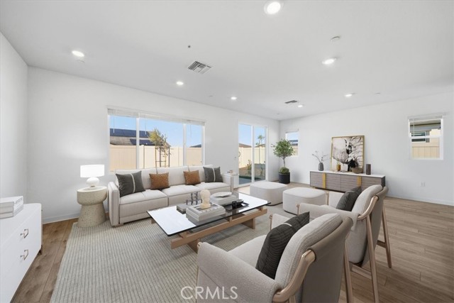 Detail Gallery Image 6 of 44 For 3211 E Avenue J-4, Lancaster,  CA 93535 - 3 Beds | 2 Baths