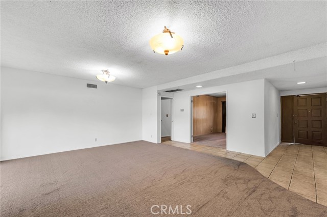 13624 Vose Street, Valley Glen CA: https://media.crmls.org/medias/baebc8c1-2b56-4b2c-ba7c-34faf041ccaf.jpg