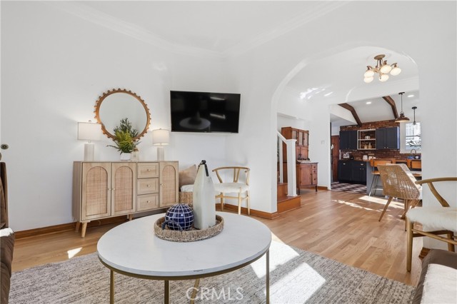 Detail Gallery Image 5 of 66 For 242 W 17th St, San Pedro,  CA 90731 - 4 Beds | 3/1 Baths