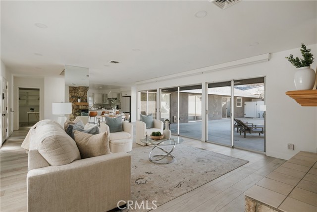 Detail Gallery Image 9 of 47 For 885 W Arrow, Upland,  CA 91786 - 3 Beds | 2 Baths