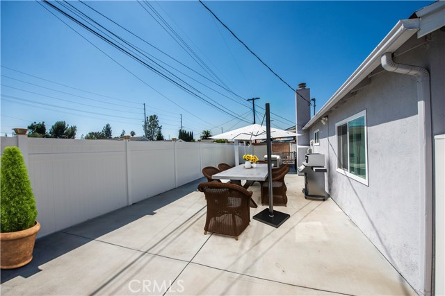 Detail Gallery Image 26 of 31 For 16420 Flanders St, Granada Hills,  CA 91344 - 3 Beds | 2 Baths