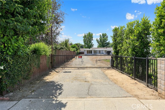 Detail Gallery Image 3 of 39 For 2517 S 2nd Ave, Arcadia,  CA 91006 - 5 Beds | 3 Baths