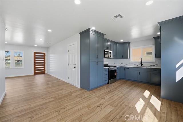 Detail Gallery Image 4 of 25 For 9259 Beech, Fontana,  CA 92335 - 3 Beds | 1 Baths