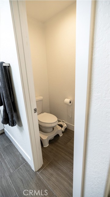 1109 Alabama St, Huntington Beach CA: https://media.crmls.org/medias/baedc346-4b08-4d86-ab01-e07cb6ddcfde.jpg