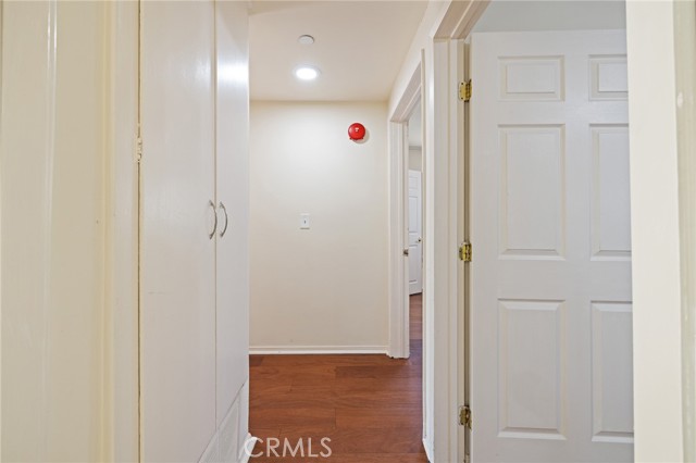 8419 Yolanda Avenue, Northridge CA: https://media.crmls.org/medias/baee4952-ed12-4bdd-bf4d-8464412cc56e.jpg