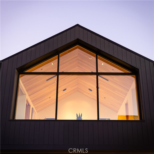 Detail Gallery Image 23 of 48 For 2100 Windward Ln, Newport Beach,  CA 92660 - 5 Beds | 5/3 Baths