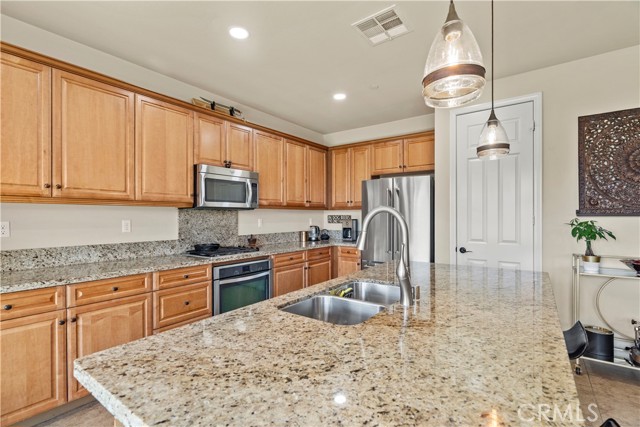 Detail Gallery Image 14 of 58 For 74139 Kingston Ct, Palm Desert,  CA 92211 - 3 Beds | 2/1 Baths