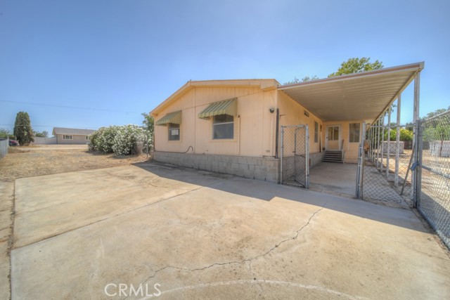 25680 Troy Lane, Menifee CA: https://media.crmls.org/medias/baefe40e-f2c9-493c-8670-ad1f52f7214e.jpg
