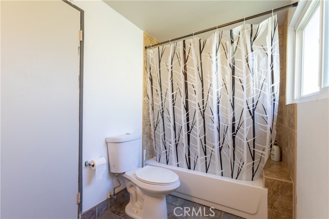 Detail Gallery Image 18 of 24 For 2510 Cloudcrest, Riverside,  CA 92507 - 3 Beds | 2 Baths
