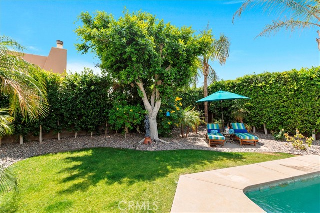 79 Sedona Court, Palm Desert CA: https://media.crmls.org/medias/baf00cd7-7b76-4b6a-bedf-73789b067d8b.jpg