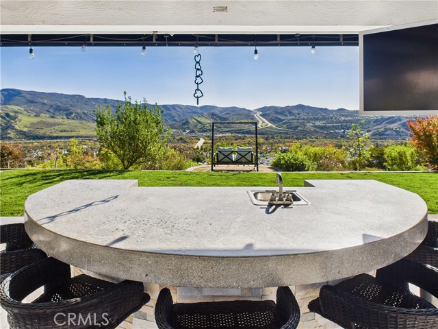 Detail Gallery Image 36 of 46 For 26990 Abbey Glen, Yorba Linda,  CA 92887 - 5 Beds | 3/1 Baths