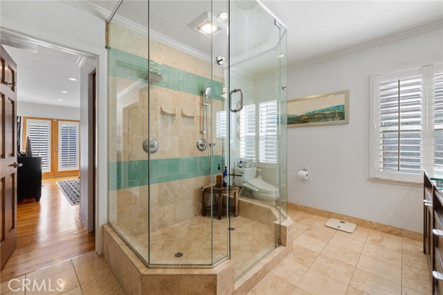 10340 Margate Street, North Hollywood CA: https://media.crmls.org/medias/baf10d1a-5da9-4246-8cc8-702907bf79d6.jpg