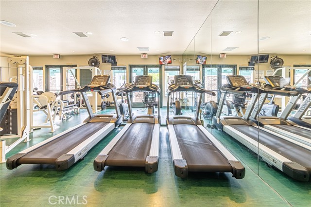 955 Blackberry Lane, Carson CA: https://media.crmls.org/medias/baf18873-7670-4b17-8bf9-bbf4bac21ac5.jpg