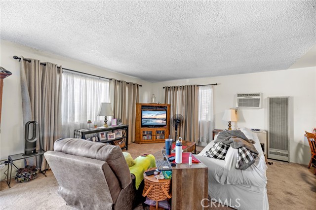 1107 Okoboji Drive, Arcadia CA: https://media.crmls.org/medias/baf24866-116f-4a73-b2e4-c948f490e6c9.jpg