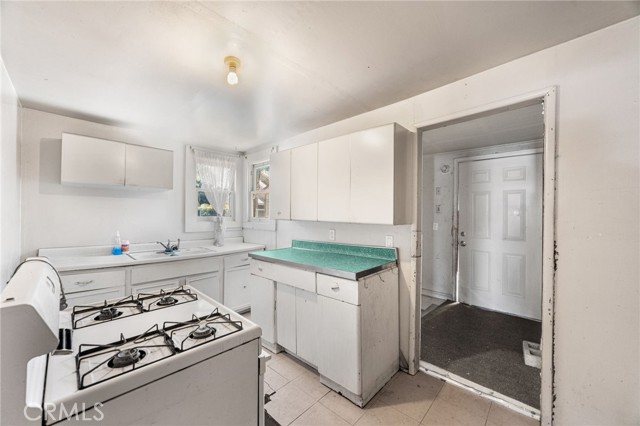 Detail Gallery Image 11 of 32 For 9804 Palmetto Ave, Fontana,  CA 92335 - 2 Beds | 1 Baths