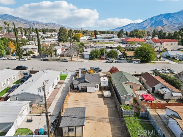 313 N 3rd St, Banning CA: https://media.crmls.org/medias/baf312b6-ba2c-4d2f-b357-c51a75d67ad7.jpg