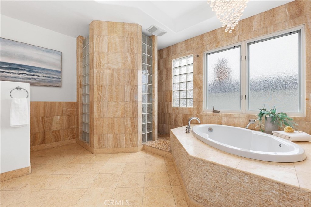 https://media.crmls.org/medias/baf33f85-930c-4e2c-8c50-e592cecb172e.jpg?preset=X-Large