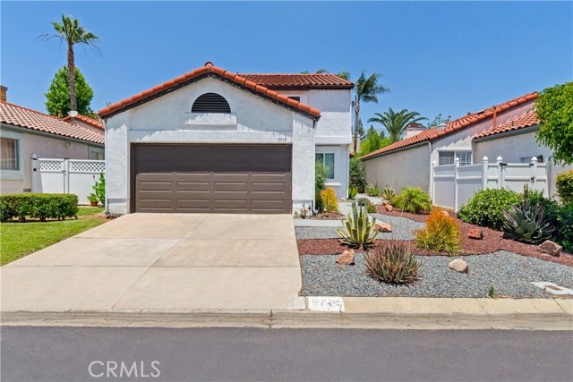 9740 Woodleaf Drive, Rancho Cucamonga CA: https://media.crmls.org/medias/baf406be-1d82-4671-b5a1-c02b04ddb2a3.jpg