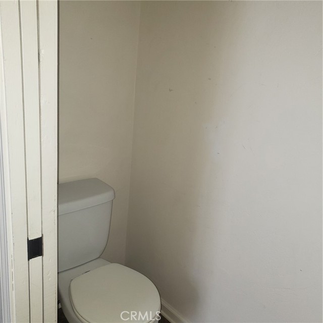 Detail Gallery Image 13 of 17 For 720 E Big Bear, Big Bear City,  CA 92314 - – Beds | – Baths