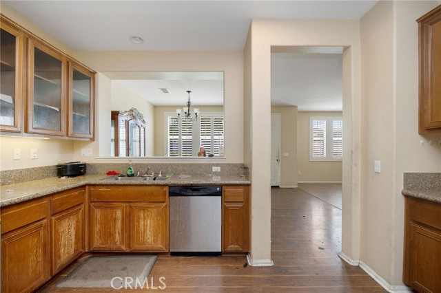 Detail Gallery Image 8 of 15 For 26335 Iris Ave #D,  Moreno Valley,  CA 92555 - 3 Beds | 2 Baths