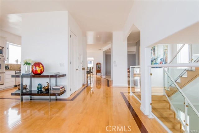 Detail Gallery Image 10 of 36 For 115 Waterview St, Playa Del Rey,  CA 90293 - 4 Beds | 4 Baths