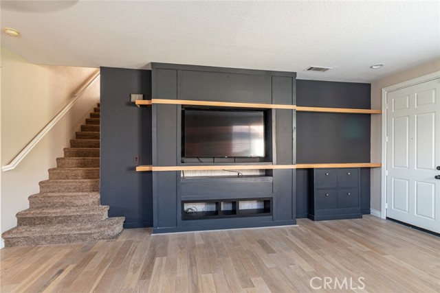 Detail Gallery Image 3 of 28 For 33108 Windward Way, Lake Elsinore,  CA 92530 - 4 Beds | 3 Baths