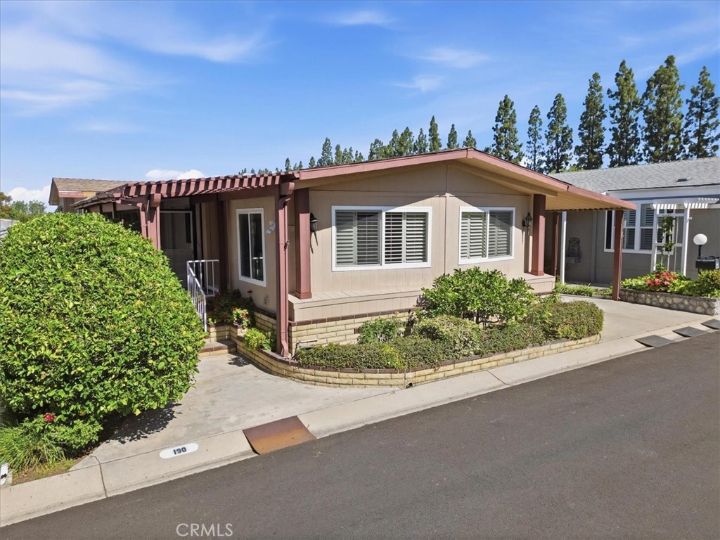 5200 Irvine Boulevard #190