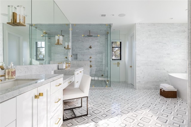 Baf97ff3 E8fb 412d B073 4259555f7e95