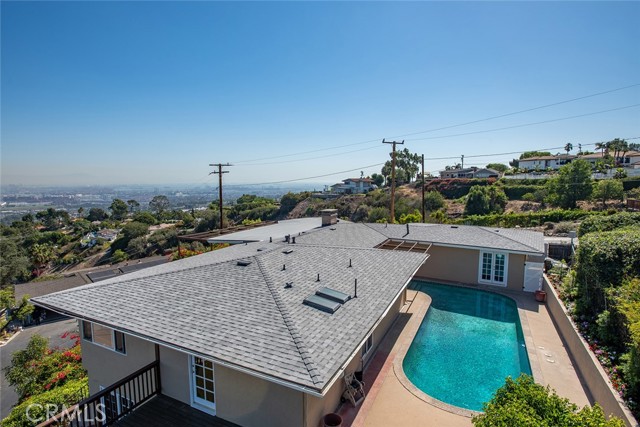 7 Coach Road, Rancho Palos Verdes, California 90275, 4 Bedrooms Bedrooms, ,1 BathroomBathrooms,Residential,Sold,Coach,PV21227701