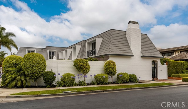 508 Evening Star Lane, Newport Beach CA: https://media.crmls.org/medias/baf9e87b-85cc-4708-b4b2-f1f0157ca164.jpg