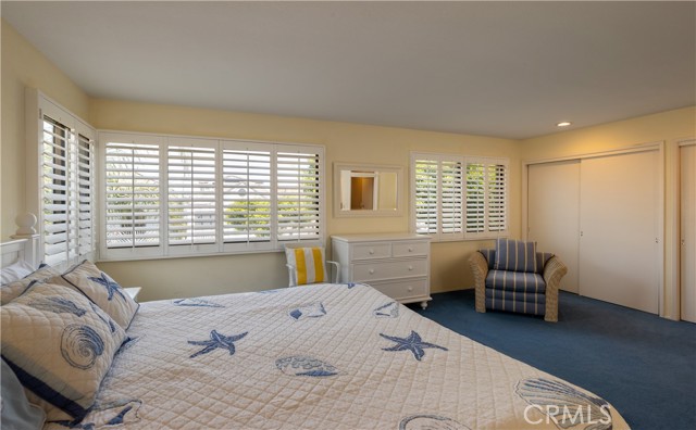 Detail Gallery Image 15 of 27 For 1303 E Balboa Bld, Newport Beach,  CA 92661 - 3 Beds | 2/1 Baths