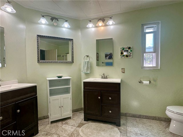 Detail Gallery Image 17 of 19 For 295 N Broadway St #125,  Santa Maria,  CA 93455 - 2 Beds | 2 Baths