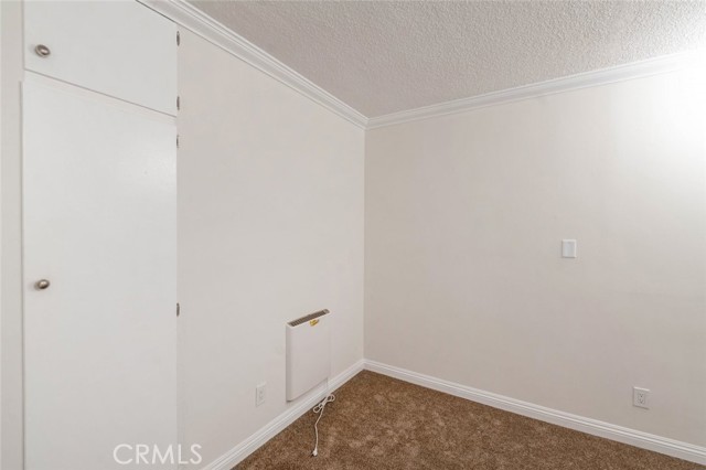 6520 Shirley Avenue, Reseda CA: https://media.crmls.org/medias/bafc094c-14f7-4576-a6a4-6a47f5c240ab.jpg