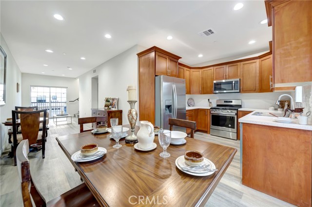 1101 N Maclay Avenue, San Fernando CA: https://media.crmls.org/medias/bafc6c91-c101-4bbc-9e47-4a11709278ff.jpg