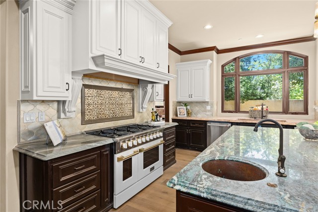 Detail Gallery Image 26 of 40 For 330 W Le Roy Ave, Arcadia,  CA 91007 - 10 Beds | 9 Baths