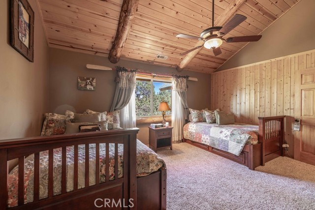 625 Cedar Glen Drive, Big Bear City CA: https://media.crmls.org/medias/bafce601-aa75-4950-999f-2364b2e41cbb.jpg