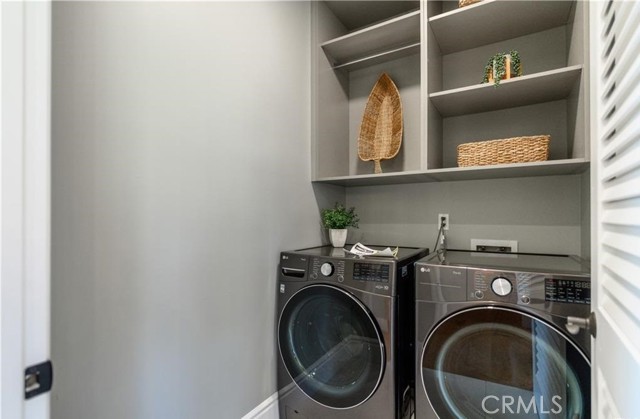 2119 Holly Avenue, Arcadia CA: https://media.crmls.org/medias/bafd5f6a-0d55-4765-8418-ac1712ee9e36.jpg