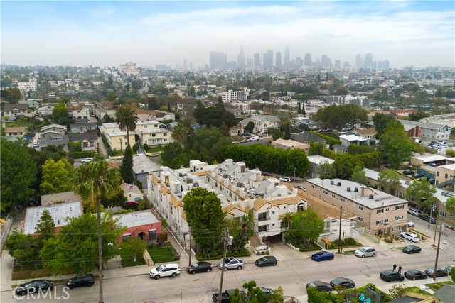 716 Maltman Avenue, Los Angeles CA: https://media.crmls.org/medias/bafd803e-a078-4a06-bd2b-07ebd8cbb2d0.jpg