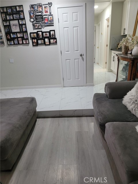 Detail Gallery Image 6 of 13 For 17986 Westlawn, Hesperia,  CA 92345 - 3 Beds | 2 Baths