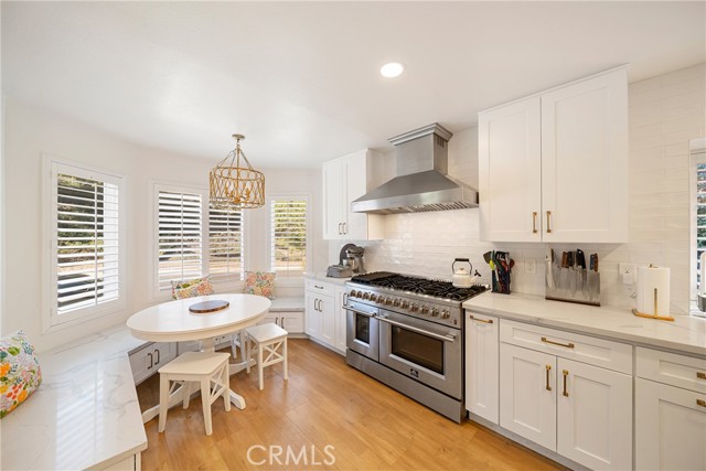 Detail Gallery Image 13 of 67 For 24224 Creekside Dr, Newhall,  CA 91321 - 5 Beds | 3 Baths