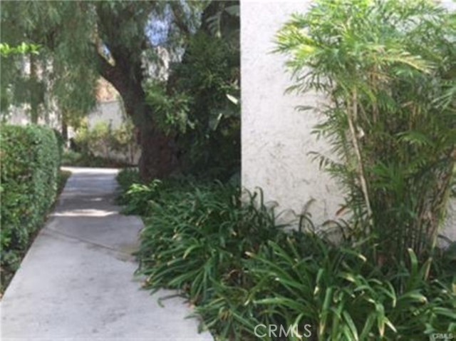 18411 HATTERAS, Tarzana CA: https://media.crmls.org/medias/bafe09a2-3d08-4968-9759-a1db62beef48.jpg
